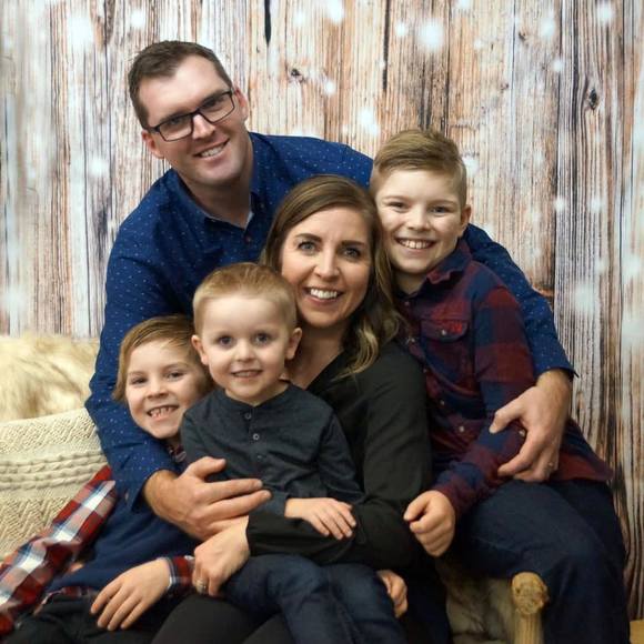 Meet your Posher, Ruby - Picture 1 of 1